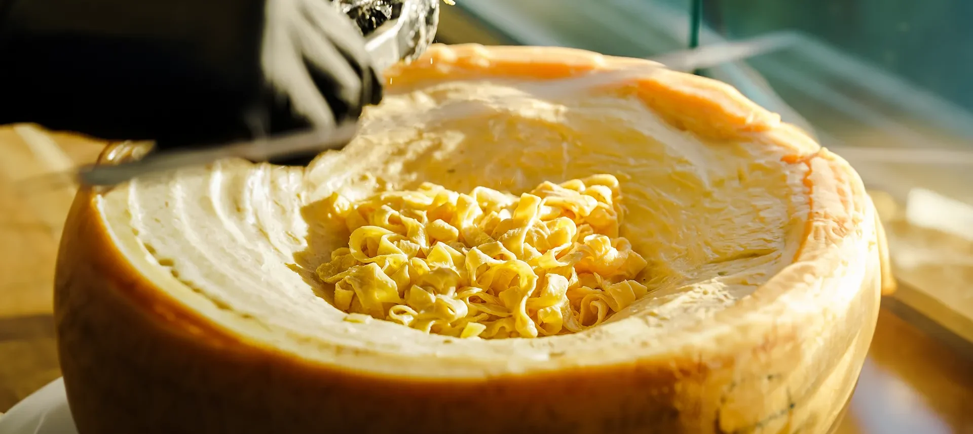 pastabrio makarna ortakoy peynir tekeri e1759966586881